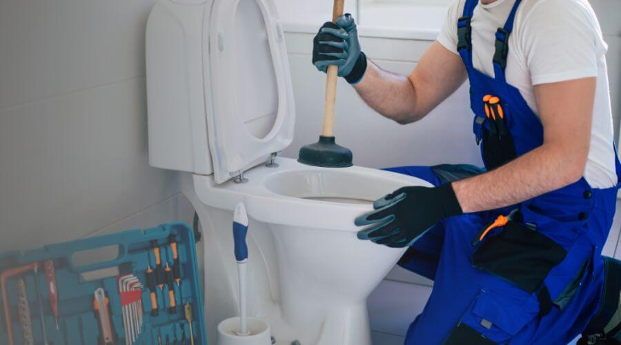Local annual plumbing maintenance in Montverde, FL